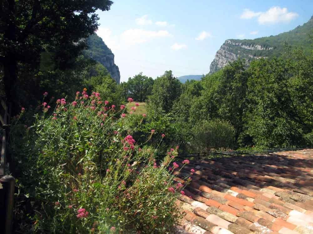 Chambre D'Hotes La Cascade Courmes Εξωτερικό φωτογραφία